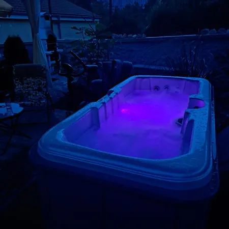 Semesterbostad Adricon Grižane