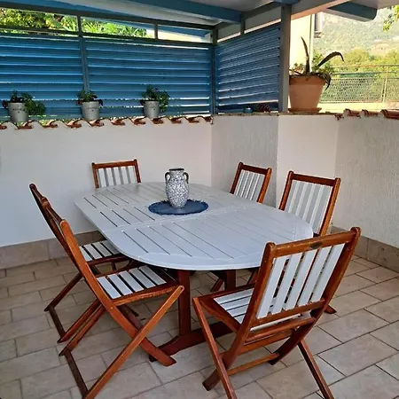 Holiday Adricon Holiday home Grizane-Belgrad
